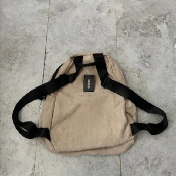 Forever 21 backpack - Picture 3 of 8